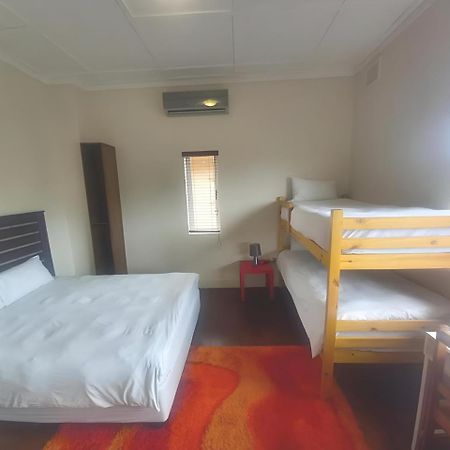 Kzn Park View Guest House Durban Esterno foto
