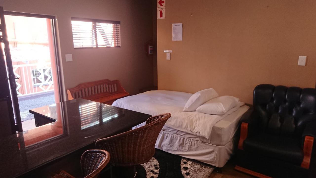 Kzn Park View Guest House Durban Esterno foto