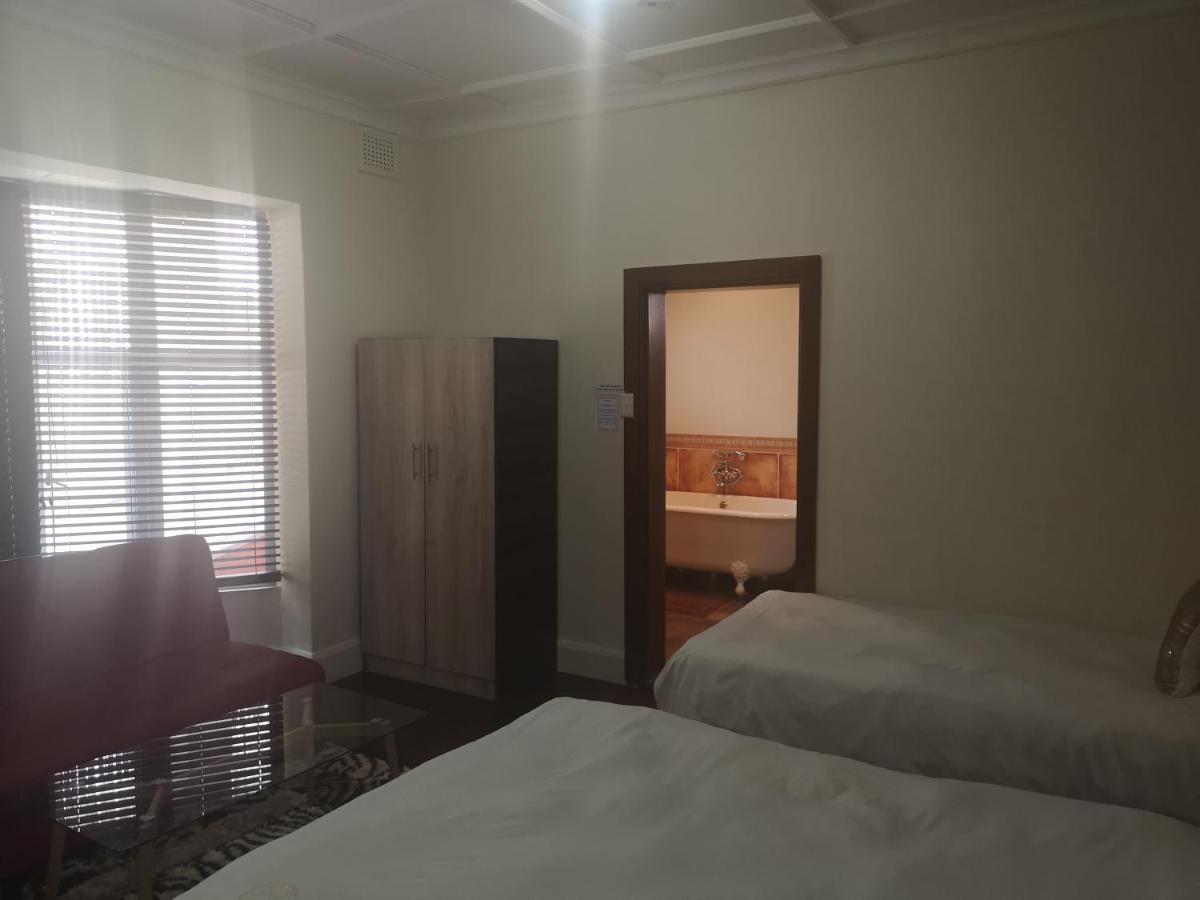 Kzn Park View Guest House Durban Esterno foto